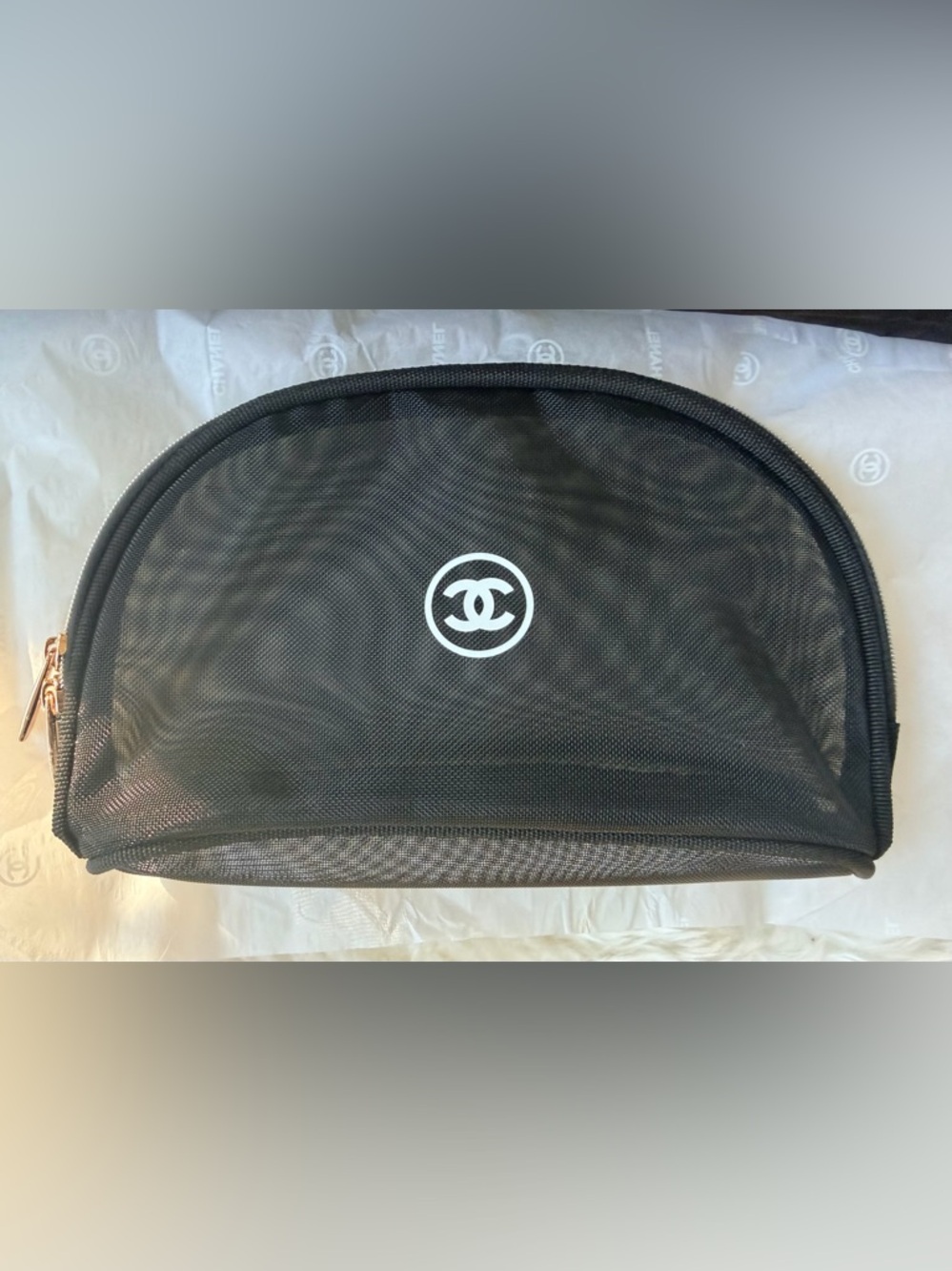 BRAND NEW Chanel Beaute Black Mesh Bag w Gold Chain & Matching Mesh Pouch - Picture 6 of 16